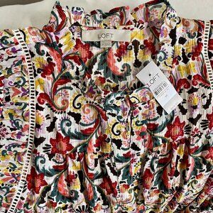 NWT LOFT Fall Floral Cutout Ruffle V Blouse Size M Cream Red Balloon Sleeve Top